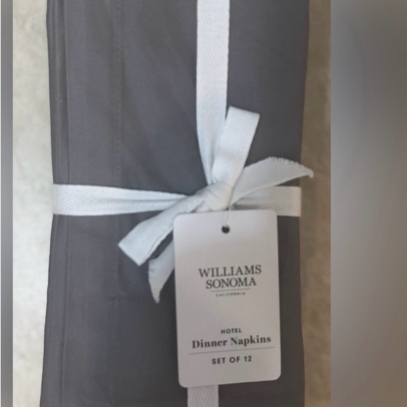 Williams Sonoma 12 Charcoal Hotel Dinner Napkins - Picture 6 of 9